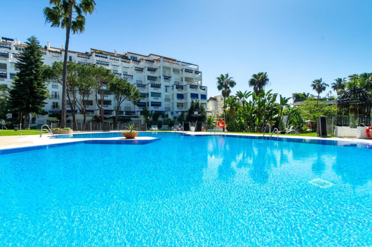Banus - Bird Of Paradise Playas Del Duque Banus * Marbellac